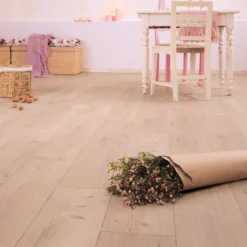 Berryalloc original comfort lutet furu høytrykkslaminat