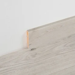 Berryalloc sokkellist country beige 60/12
