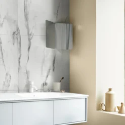 Berryalloc wall&water hvit marmor 60x60 baderomspanel