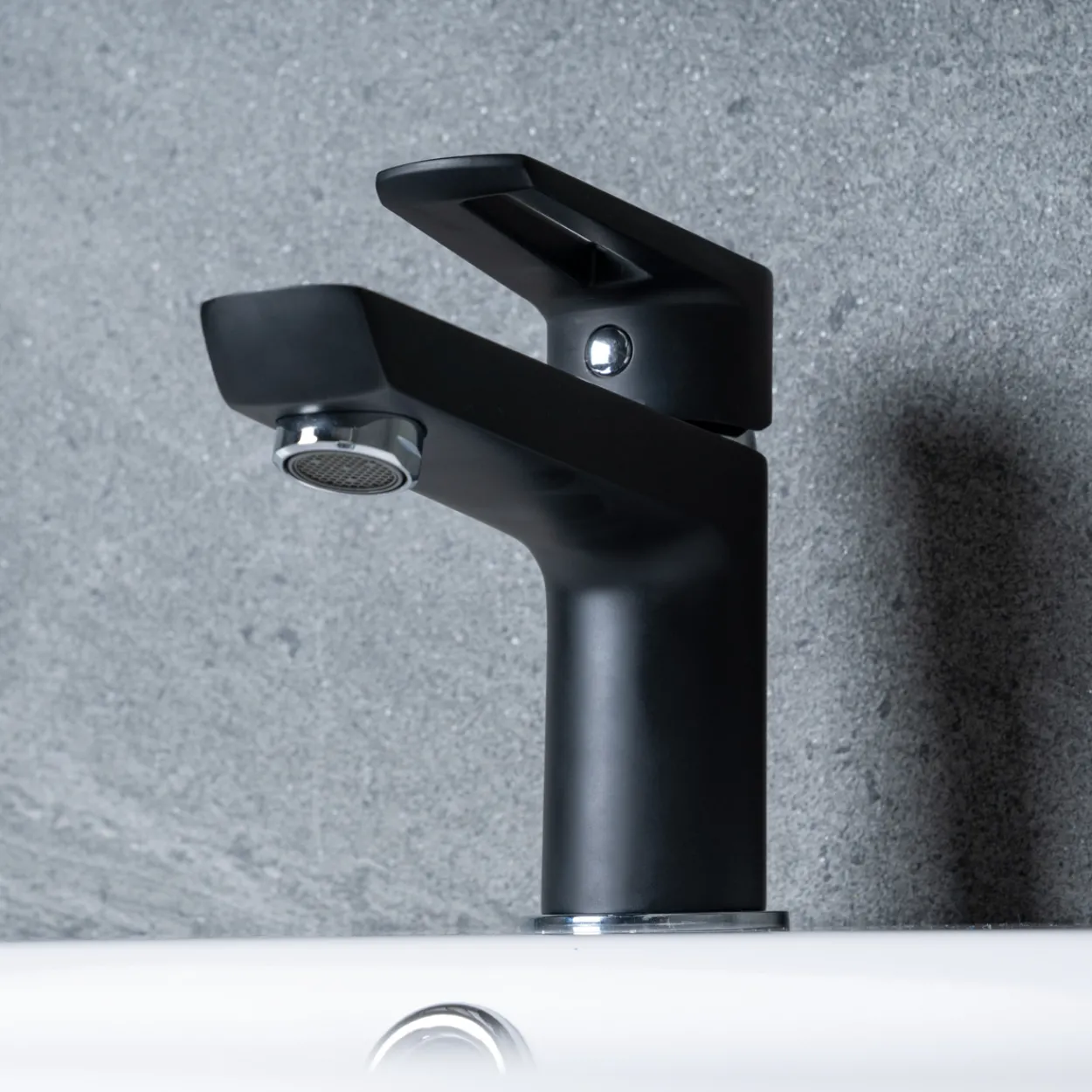 Celeste marlow servantbatteri krom/matt sort
