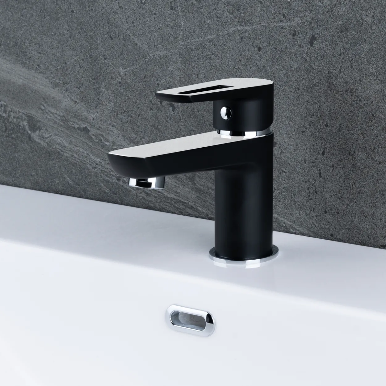 Celeste marlow servantbatteri krom/matt sort