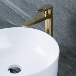 Celeste marlow servantbatteri høy, messing