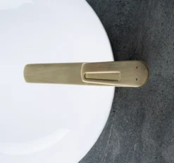 Celeste marlow servantbatteri høy, messing