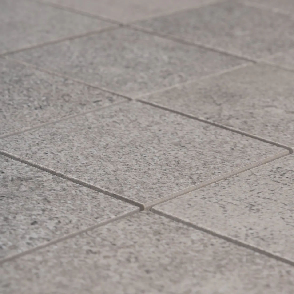 Cemento rasato grigio mosaico 6x6 9mm