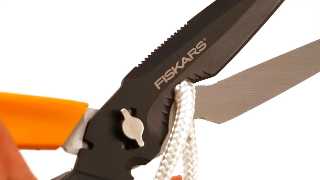Fiskars multifunksjonell saks 23 cm