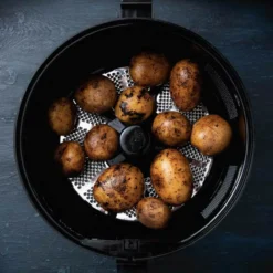 Gastronoma potetskreller og salat slynge