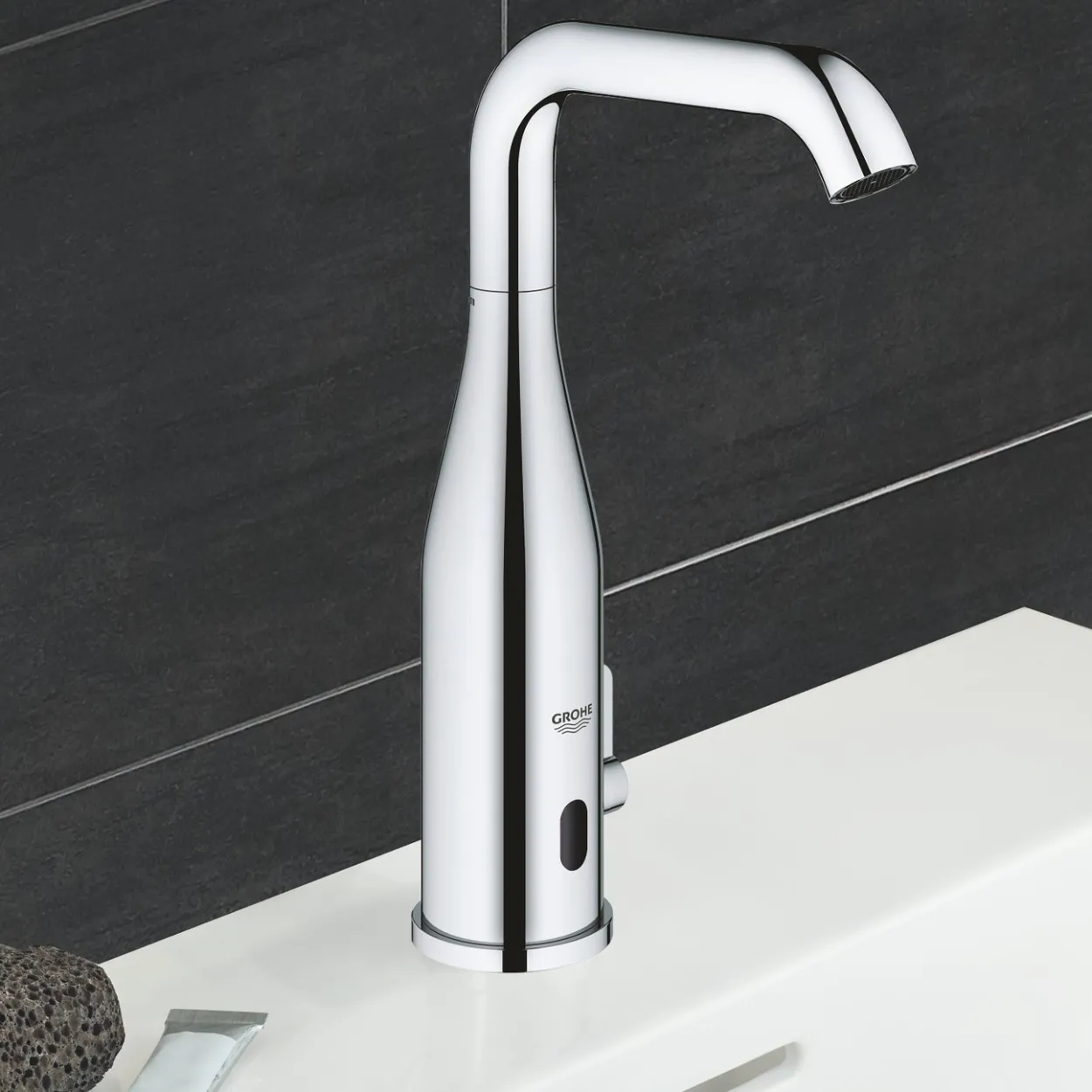 Grohe essence e 6v berøringsfritt servantbatteri krom