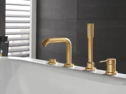 Grohe essence 4-hulls kar- og dusjkombinasjon børstet cool sunrise
