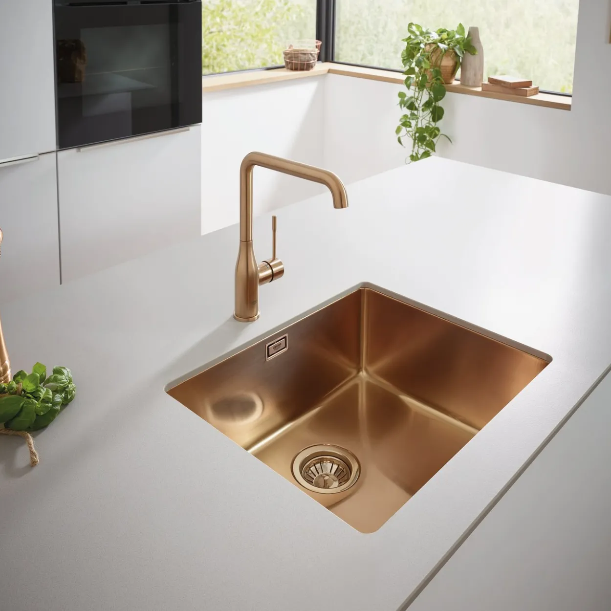 Grohe essence kjøkkenarmatur, børstet warm sunset