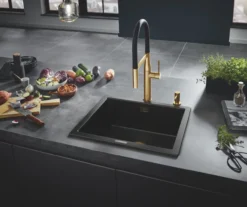 Grohe essence kjøkkenarmatur børstet cool sunrise
