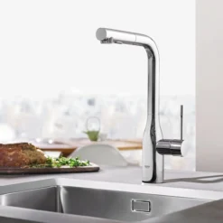 Grohe essence new kjøkkenarmatur m/l-tut