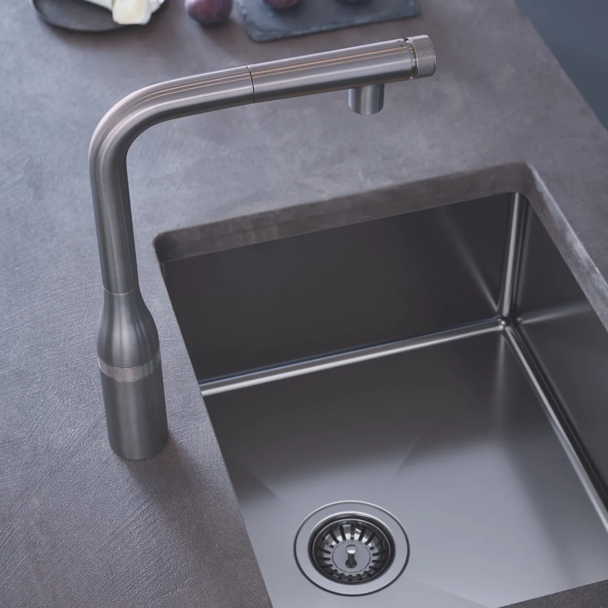 Grohe essence smartcontrol kjøkkenarmatur børstet hard graphite