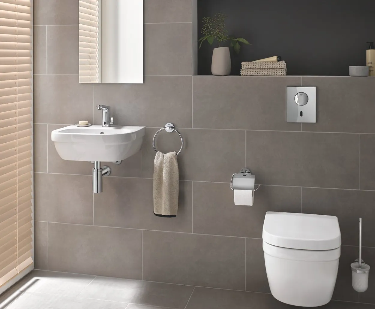 Grohe euro ceramic veggskål compact