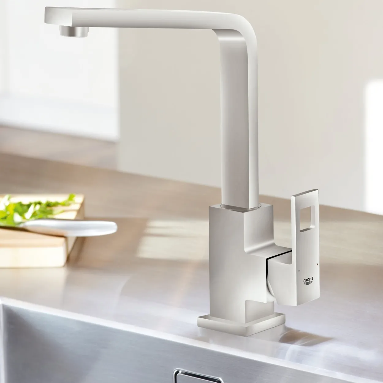 Grohe eurocube kjøkkenarmatur supersteel