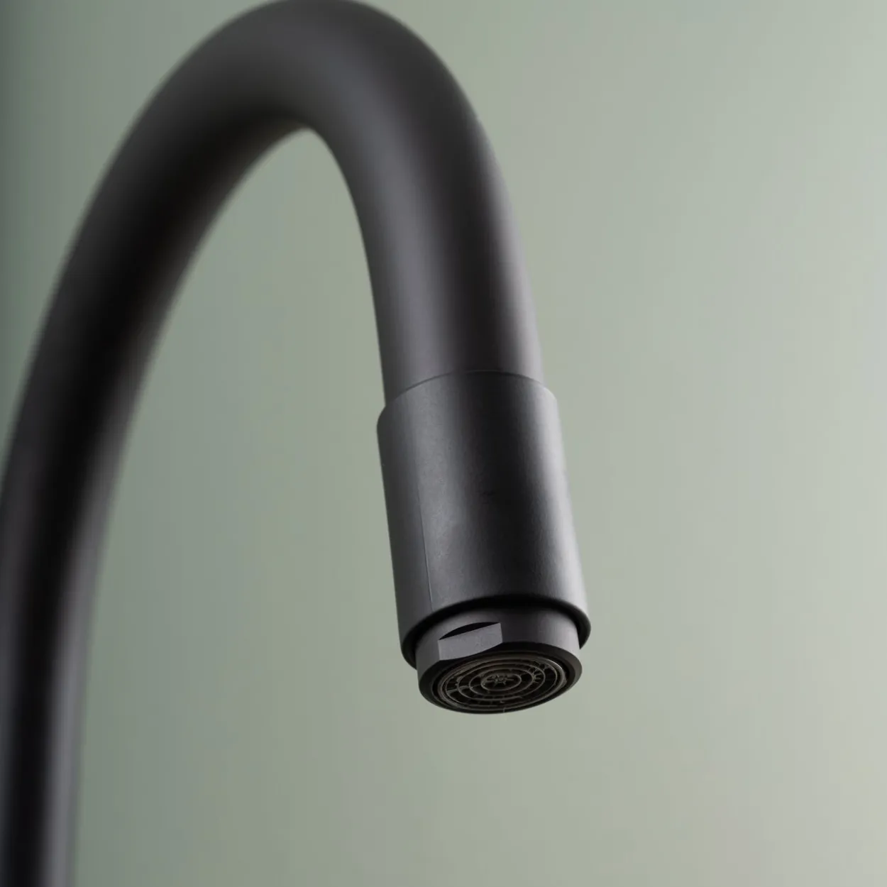 Grohe feel kjøkkenarmatur c-tut matt sort