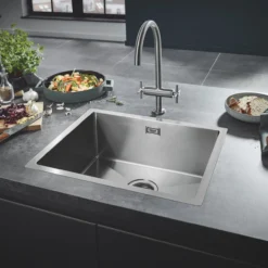 Grohe k700 kjøkkenkum 55x45 cm m/avløpsgarnityr rustfritt stål