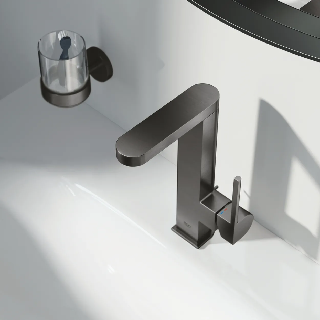 Grohe plus l servantbatteri m/uttrekkbar tut & oppløft børstet hard grafitt