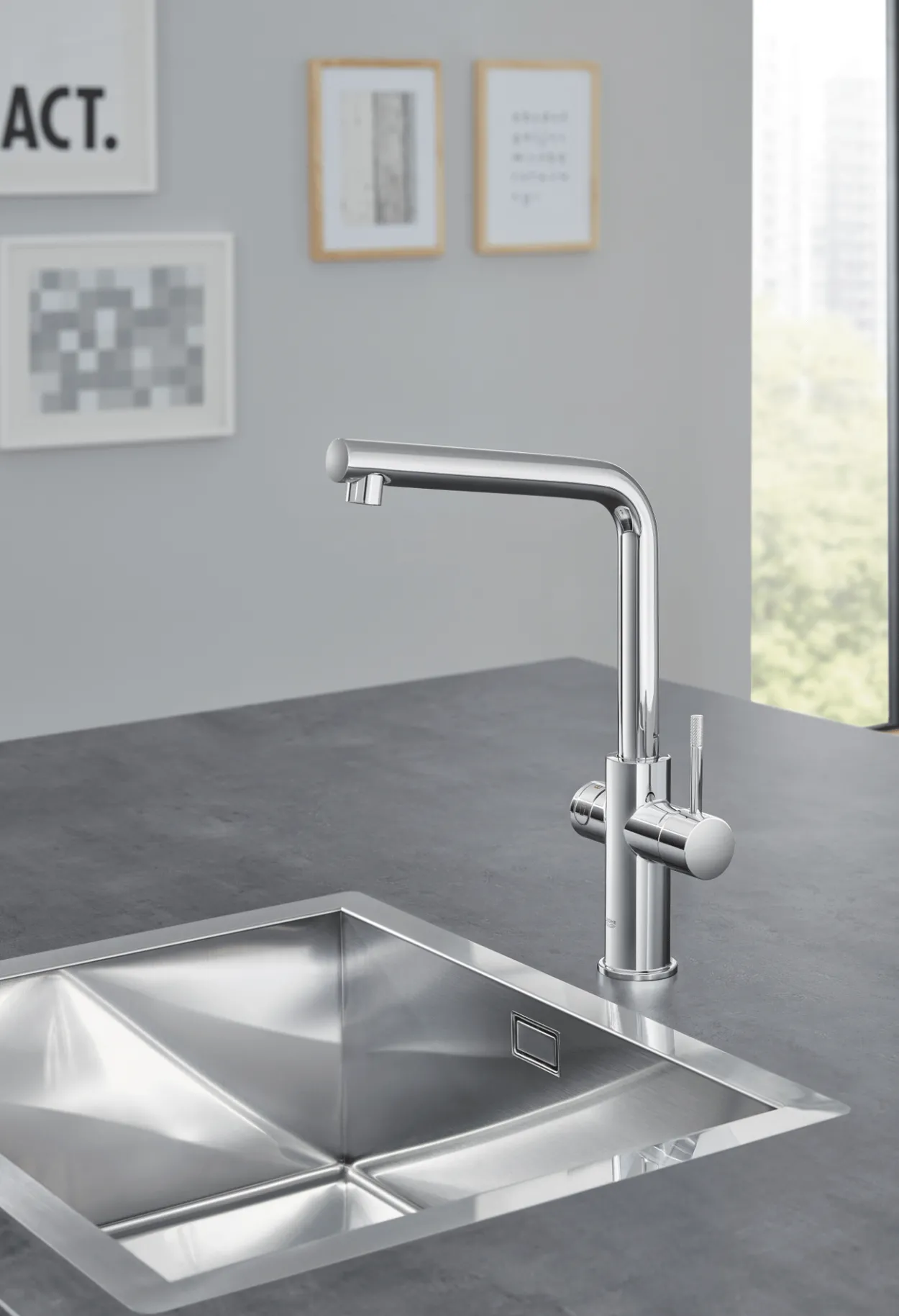 Grohe red duo kjøkkenarmatur m/l-tut og stor bereder