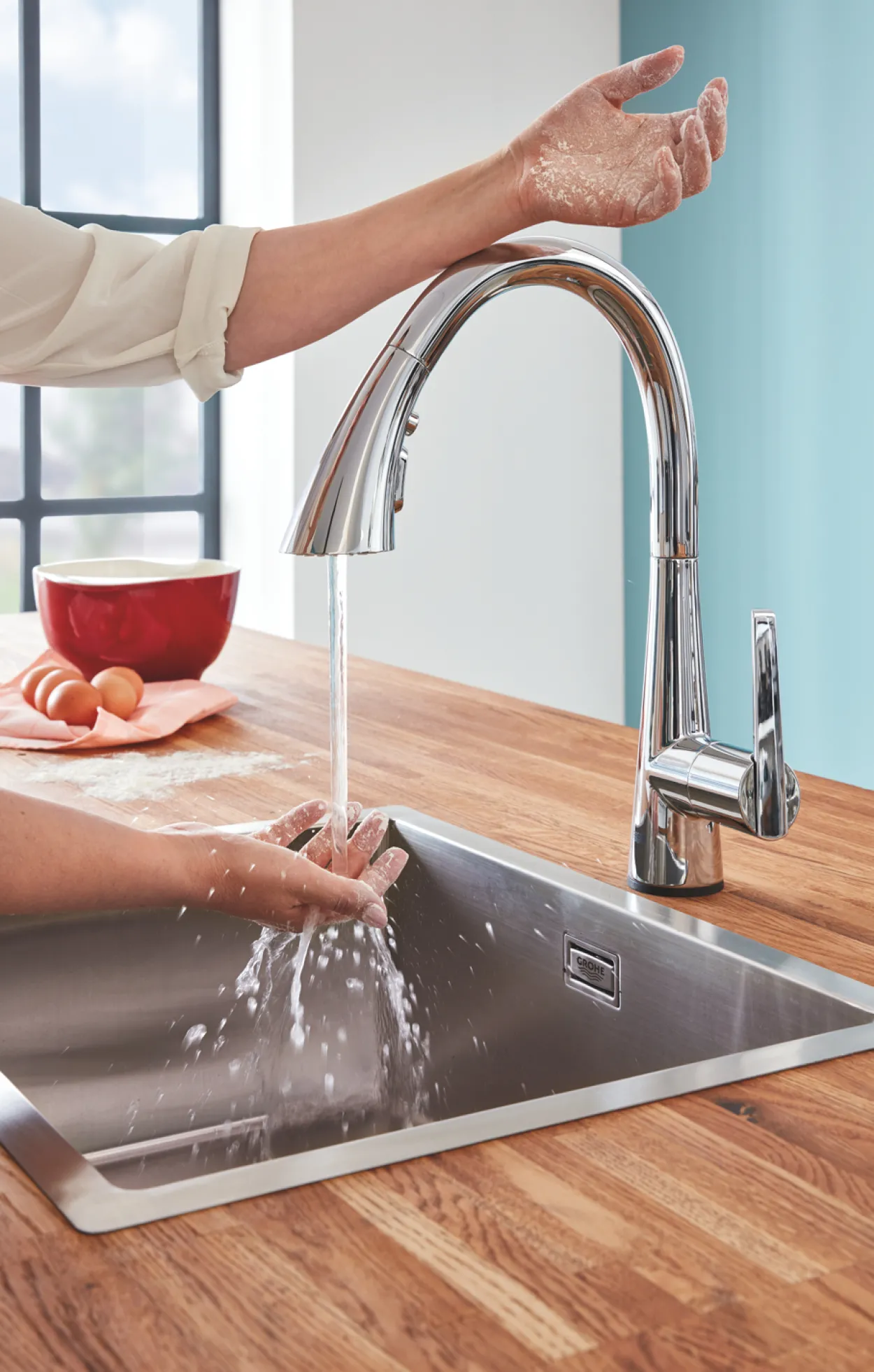 Grohe zedra touch 6v elektronisk kjøkkenarmatur m/uttrekkbar tut krom