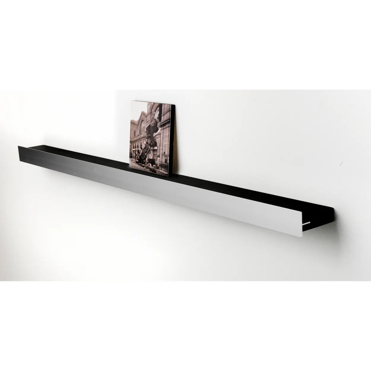 Hoigaard vegghylle 98 cm sort
