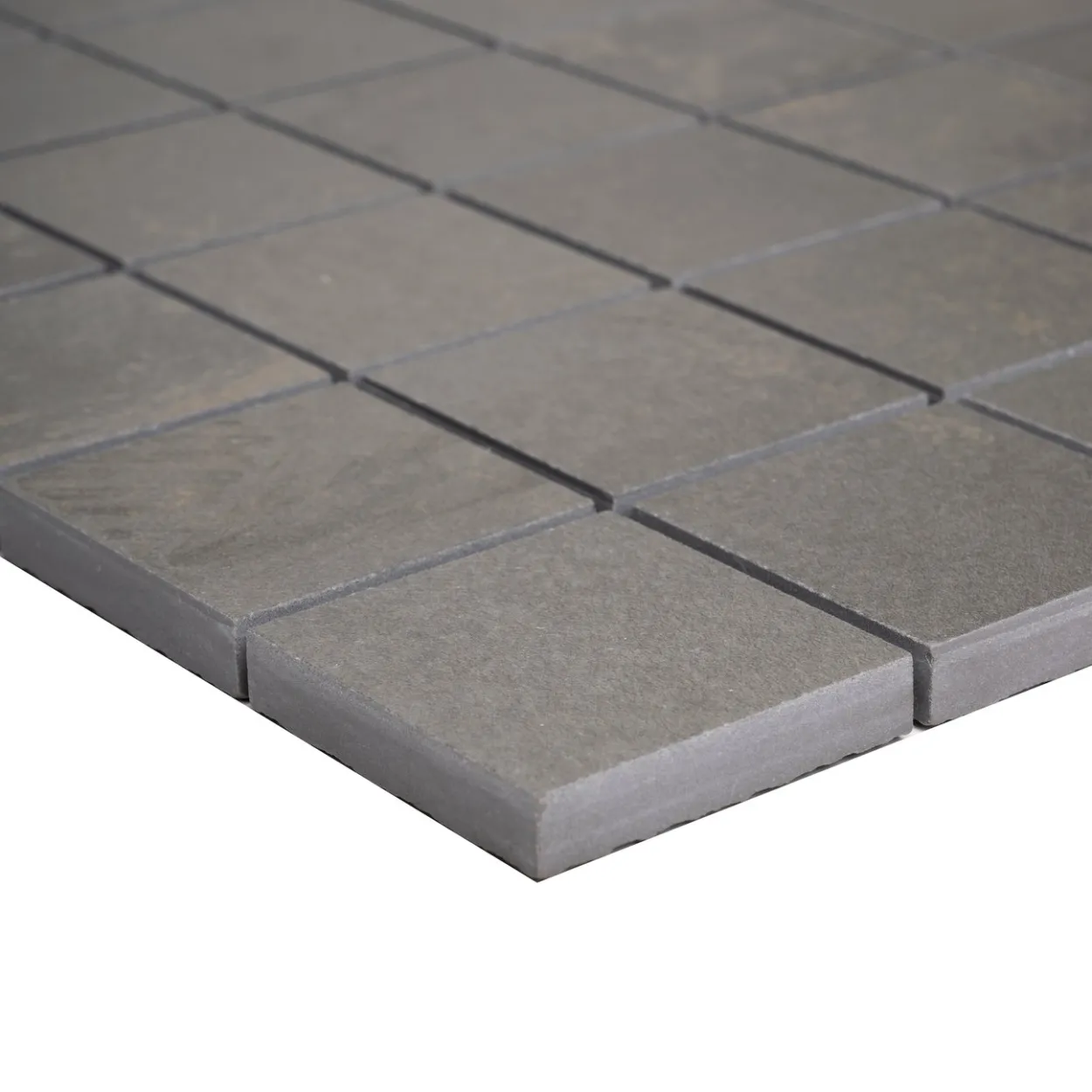 Industrial black mosaikk 30x30 9mm