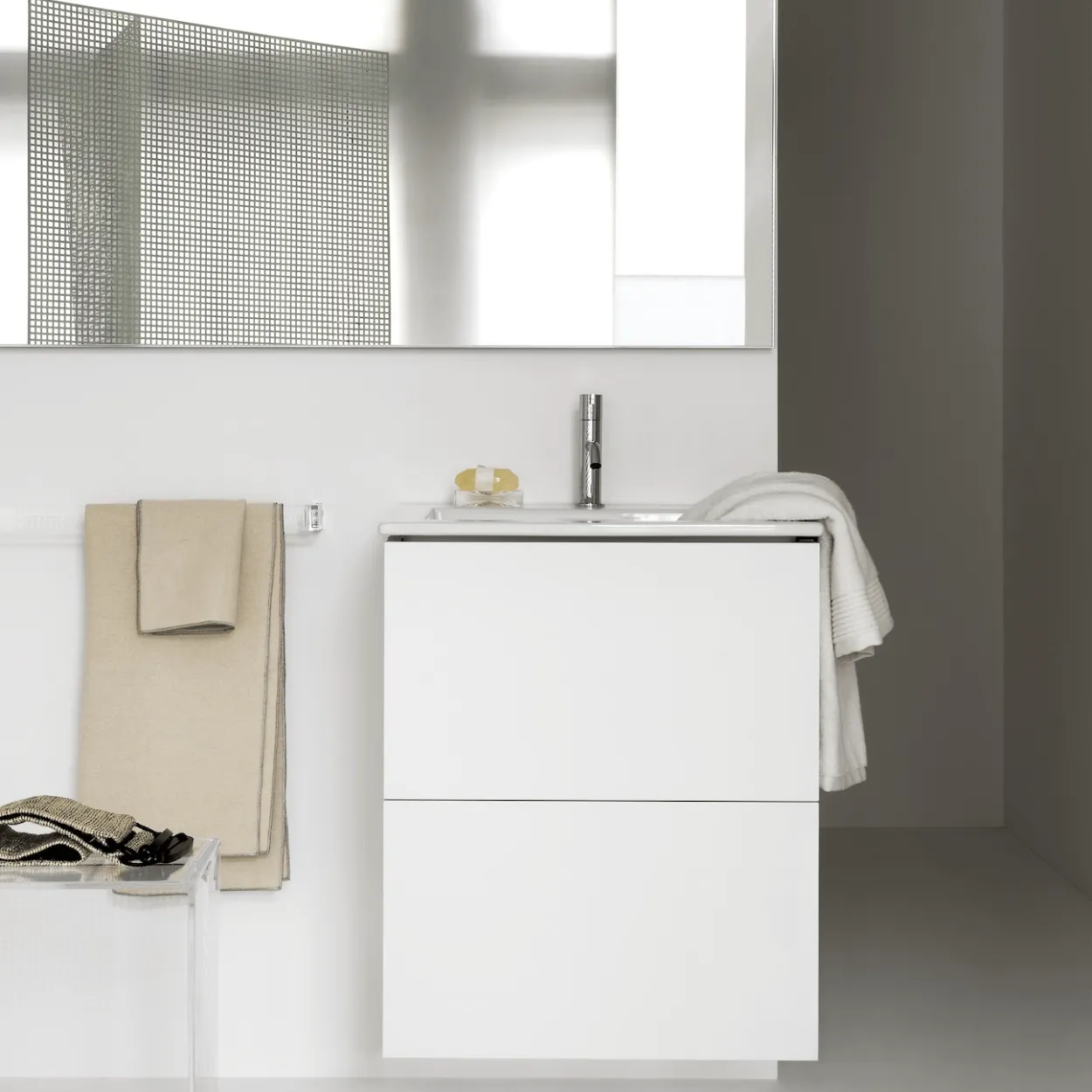 Laufen kartell møbelpakke 60 cm m/ to skuffer hvit matt