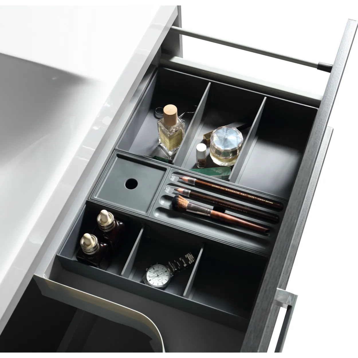 Lind luxury 100 sort servantskap