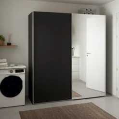 Lind nest skyvedørsgarderobe 200x220x67cm sort med speil