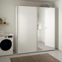 Lind nest skyvedørsgarderobe 200x220x67cm hvit med speil