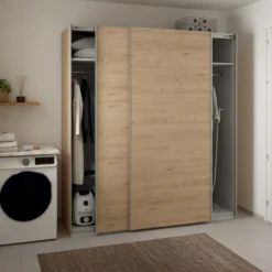 Lind nest skyvedørsgarderobe 200x220x67cm eik
