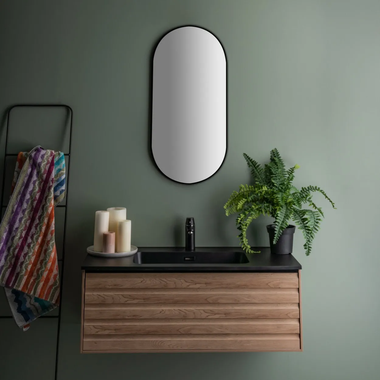 Lind oval speil m/sort ramme 40x85cm