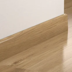 Pergo sokkellist select beige oak dekor 04750 12x58x2400mm