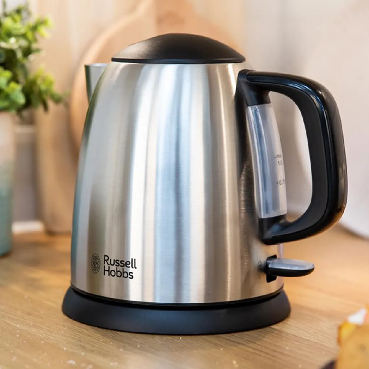 Russell hobbs vannkoker 1 liter stål adventure.
