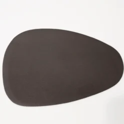 Spisebrikke curve 43x30cm dempet sort