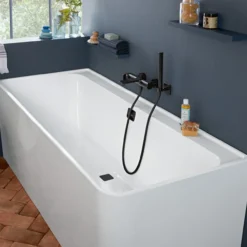 V&b collaro badekar 180x80 back to wall venstre med avløpssett i matt sort