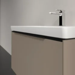 V&b subway 3.0 servantskap 77x42 black taupe m/lys håndtak i volcano