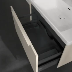 V&b subway 3.0 servantskap 77x42 cashmere grey håndtak i møbelets farge
