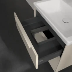 V&b subway 3.0 servantskap 62x57 cashmere grey håndtak i møbelets farge