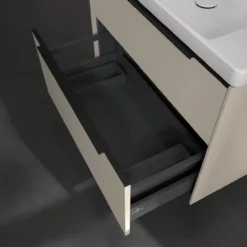 V&b subway 3.0 servantskap 77x57 cashmere grey håndtak i volcano black
