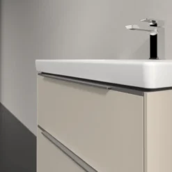 V&b subway 3.0 servantskap 62x57 cashmere grey m/lys håndtak i krom