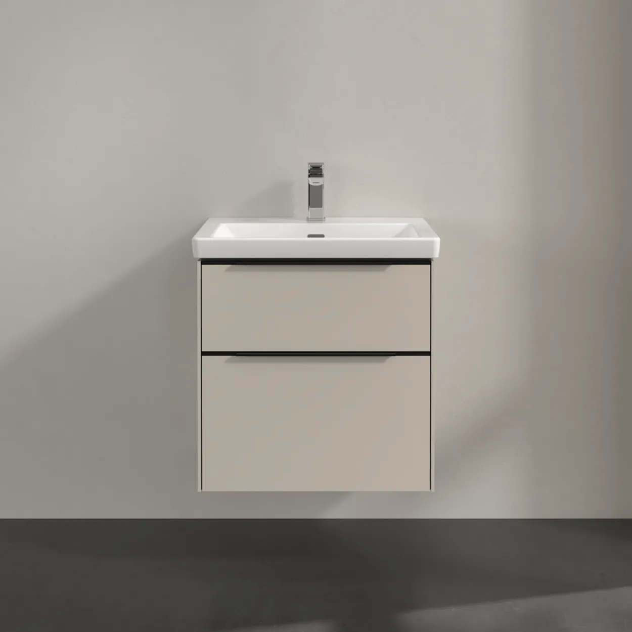 V&b subway 3.0 servantskap 57x47 cashmere grey m/lys håndtak i volcano black