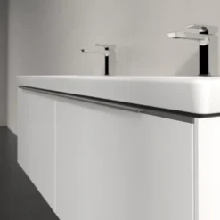 V&b subway 3.0 servantskap 127x42 f/dobbel servant brilliant white håndtak i krom