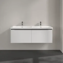 V&b subway 3.0 servantskap 127x42 f/dobbel servant brilliant white m/lys håndtak i volcano black