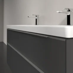 V&b subway 3.0 servantskap 127x57 f/dobbel servant graphite m/lys håndtak i krom