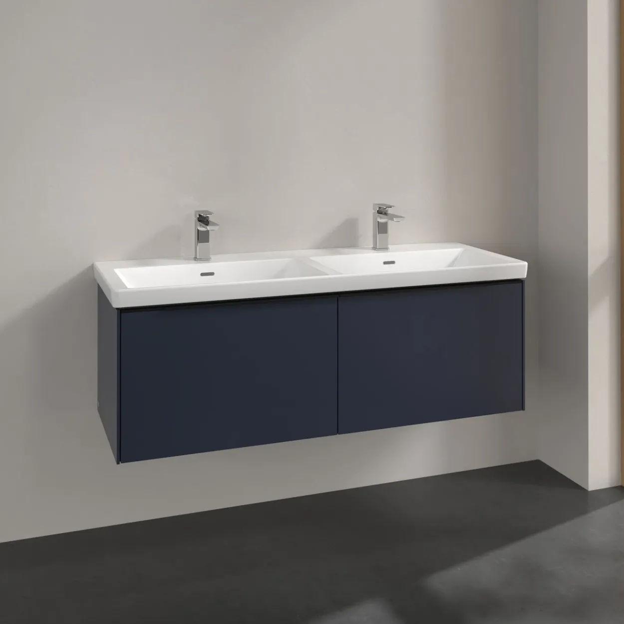 V&b subway 3.0 servantskap 127x42 f/dobbel servant marine blue håndtak i volcano black