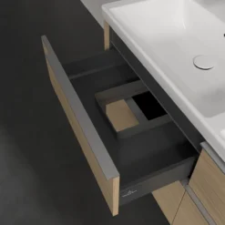 V&b subway 3.0 servantskap 127x57 f/dobbel servant nordic oak m/lys håndtak i krom