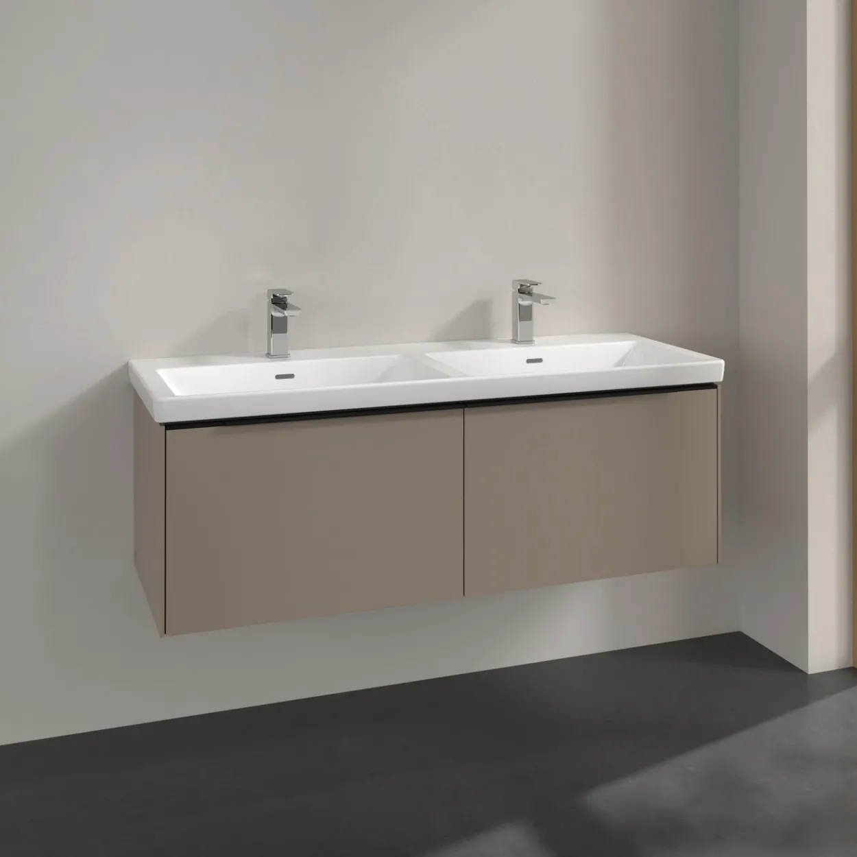V&b subway 3.0 servantskap 127x42 f/dobbel servant taupe håndtak i volcano black