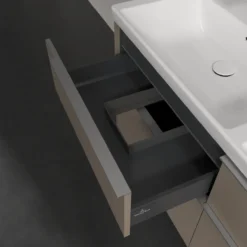 V&b subway 3.0 servantskap 127x57 f/dobbel servant taupe m/lys håndtak i krom
