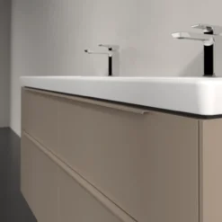 V&b subway 3.0 servantskap 127x57 f/dobbel servant taupe m/lys håndtak i møbelets farge