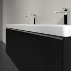 V&b subway 3.0 servantskap 127x42 f/dobbel servant volcano black m/lys håndtak i krom